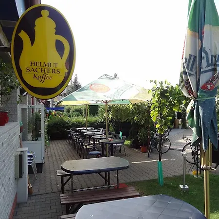 Πανσιόν U Splavu 3*