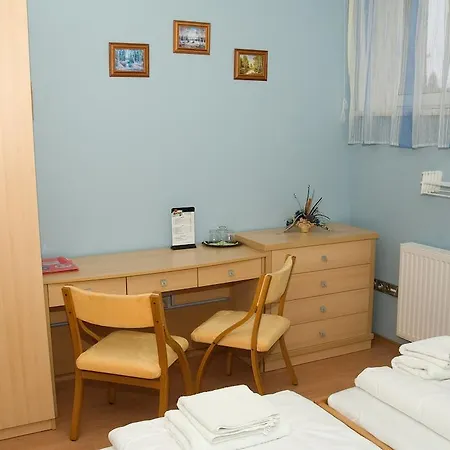 Πανσιόν U Splavu 3*