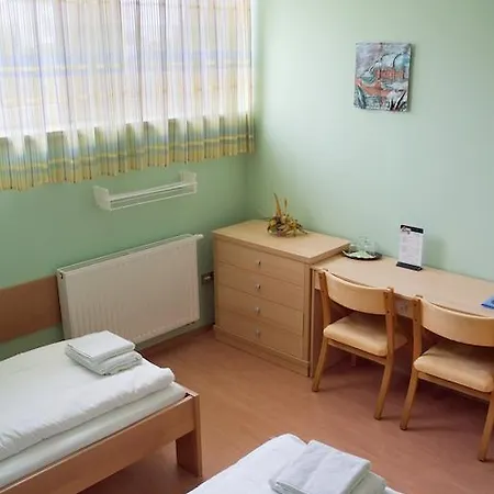 Πανσιόν U Splavu